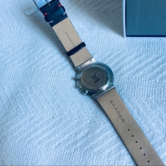 Skagen SKW6100 men’s black leather band watch. - Picture 7 of 7